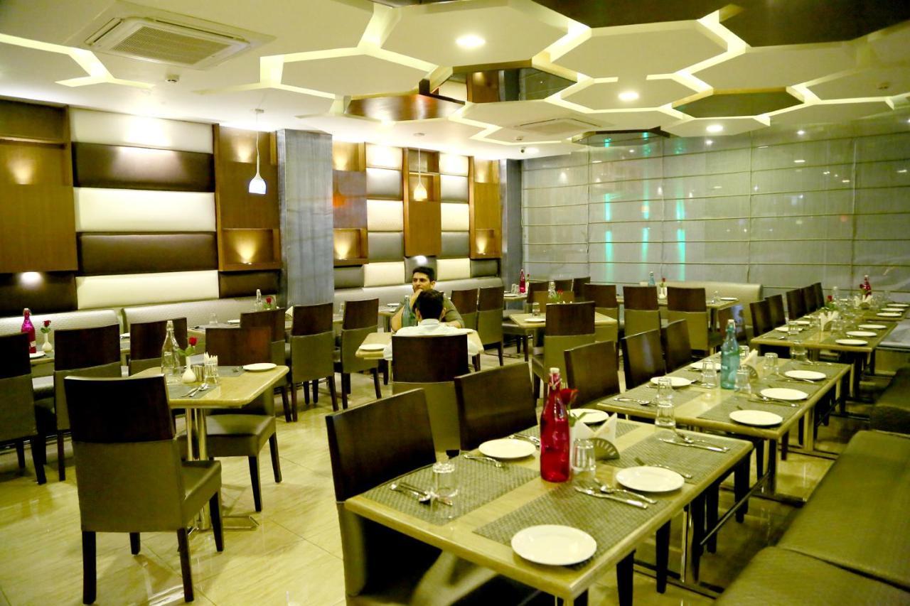 Hotel S C Residency Zirakpur Extérieur photo