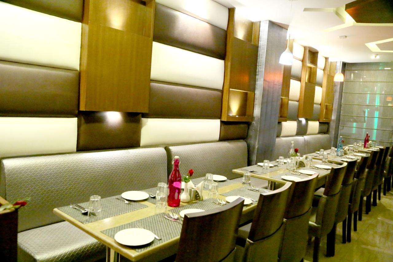 Hotel S C Residency Zirakpur Extérieur photo
