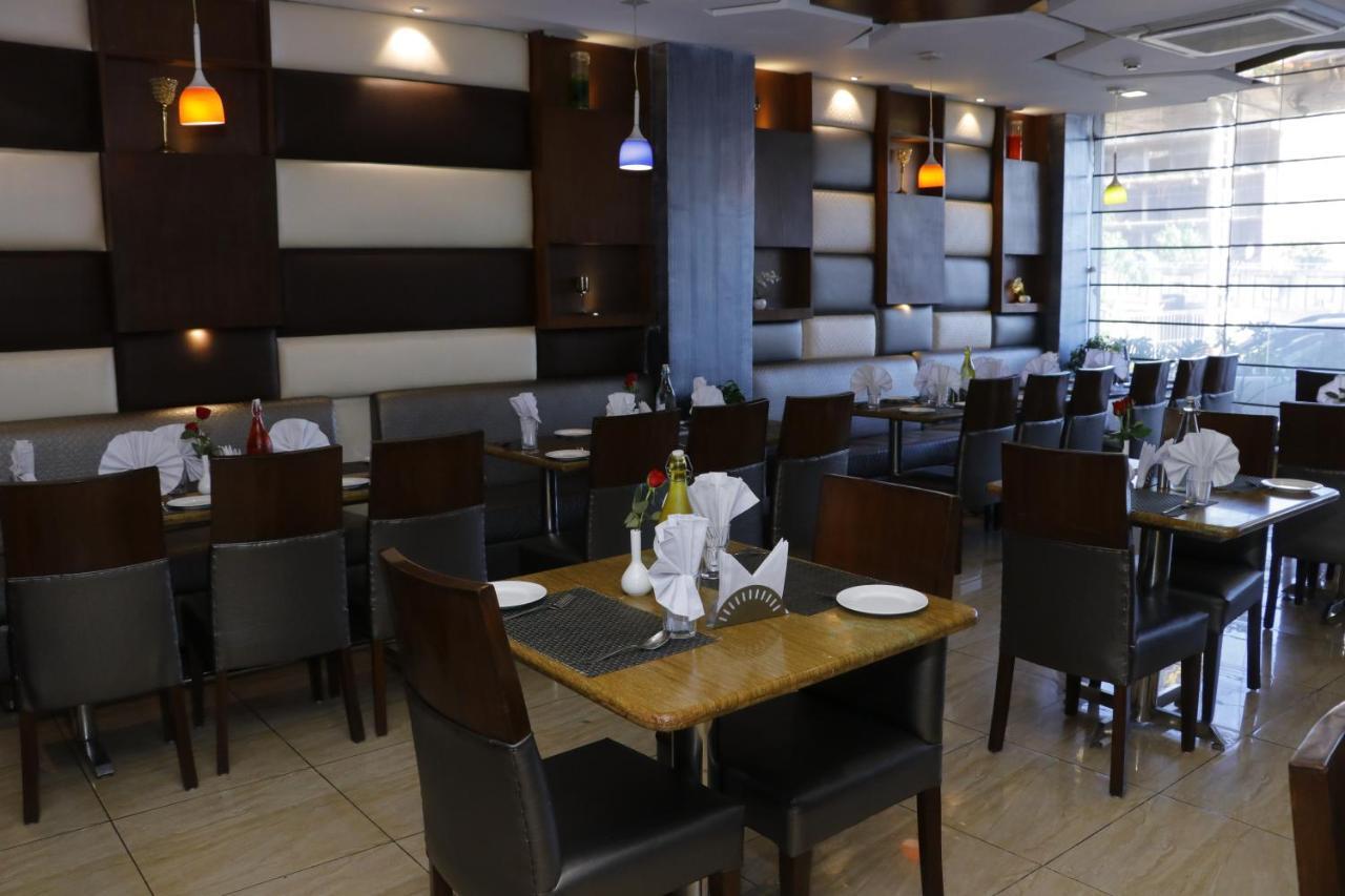 Hotel S C Residency Zirakpur Extérieur photo