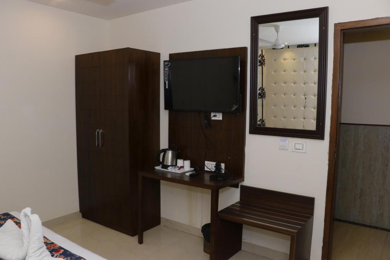 Hotel S C Residency Zirakpur Extérieur photo