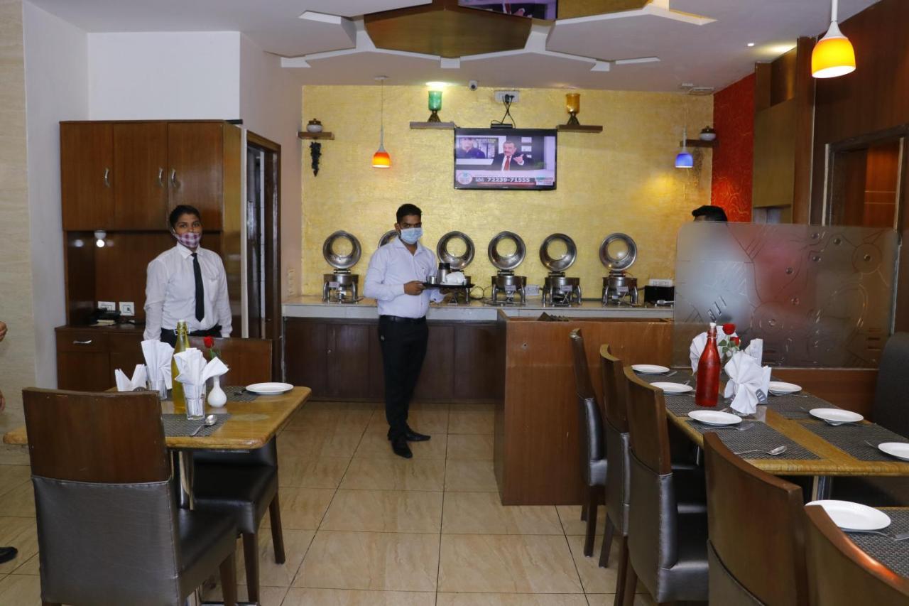 Hotel S C Residency Zirakpur Extérieur photo