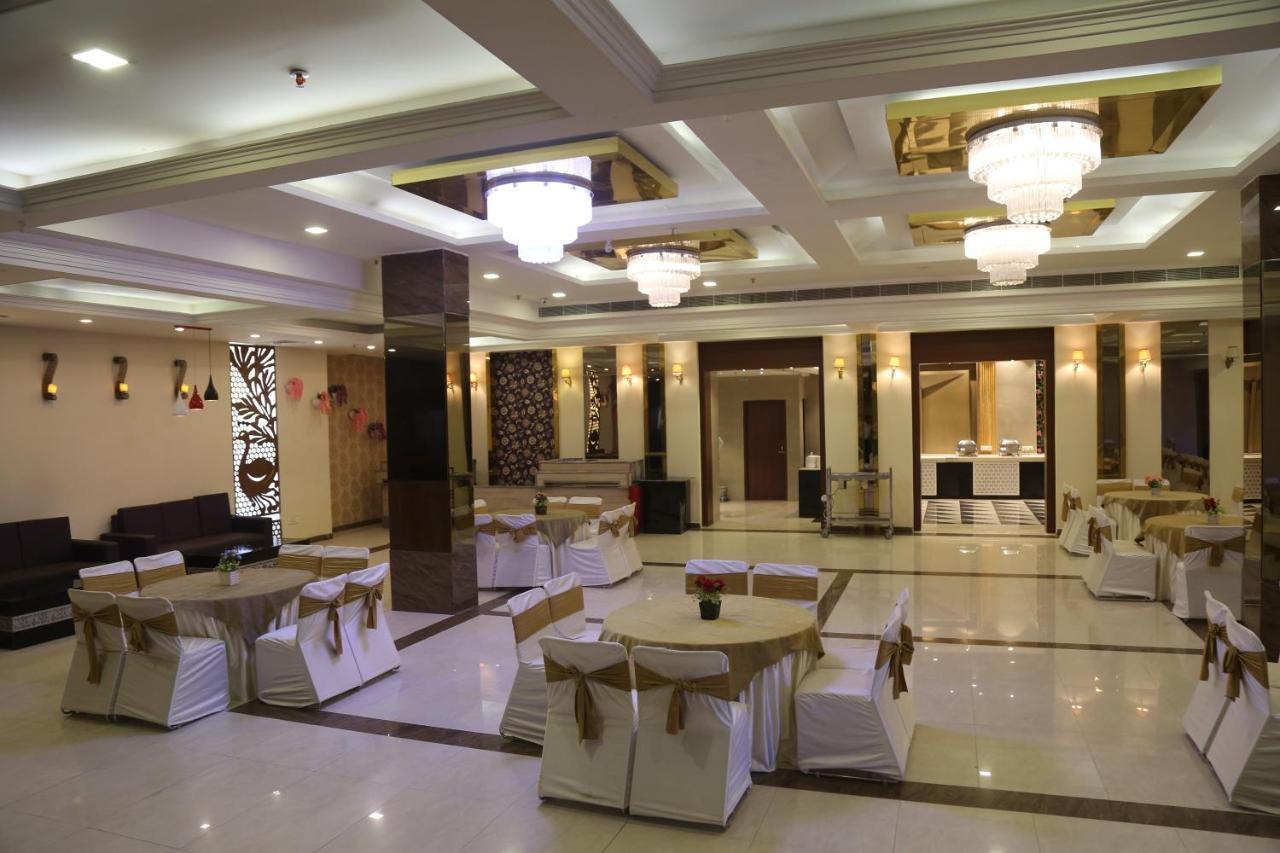 Hotel S C Residency Zirakpur Extérieur photo